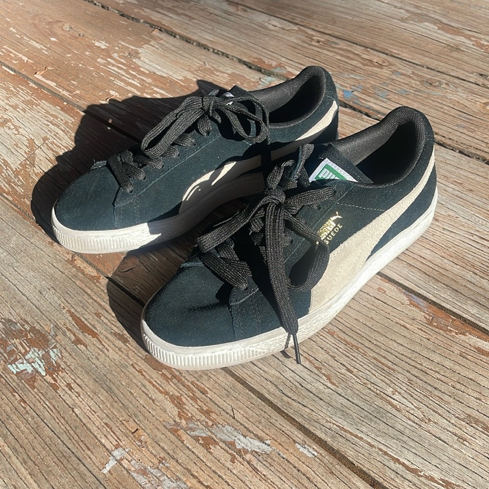 PUMA suede classic Black 7.5 Women’s